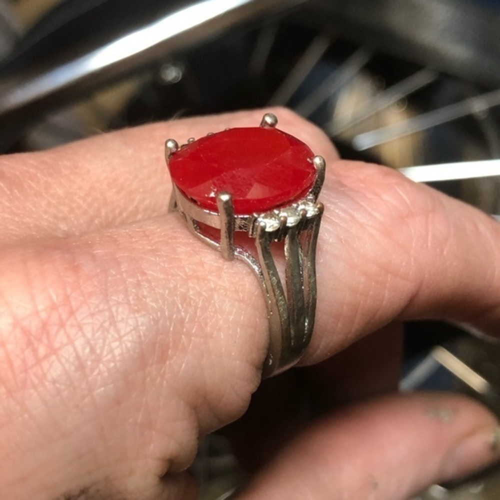 Red Ruby & Sterling Silver Ring size 7 - Picture 3 of 5
